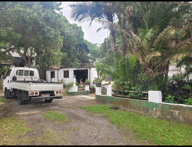 10 BEDROOM HOUSE FOR SALE IN MANABA BEACH